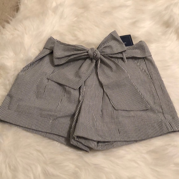 Lauren James Pants - Black seersucker bow shorts